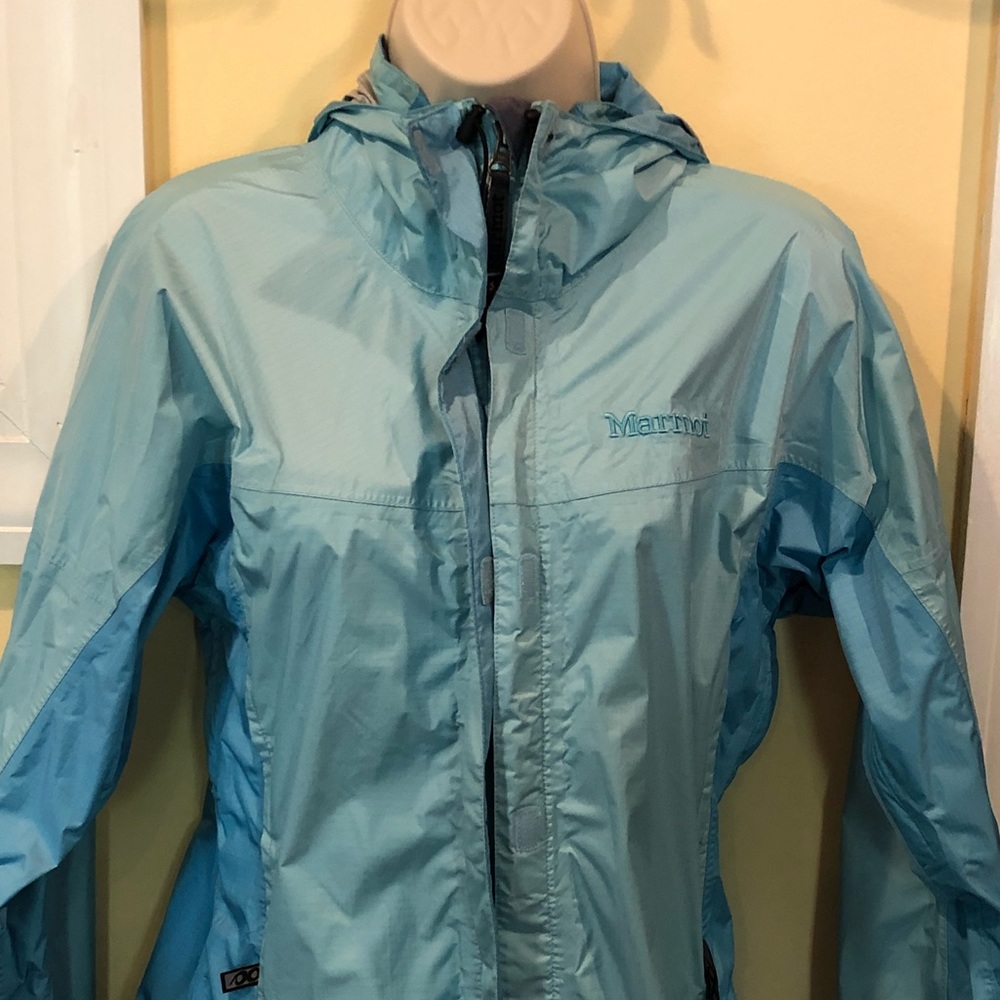 Marmot Blue water resistant wind breaker S